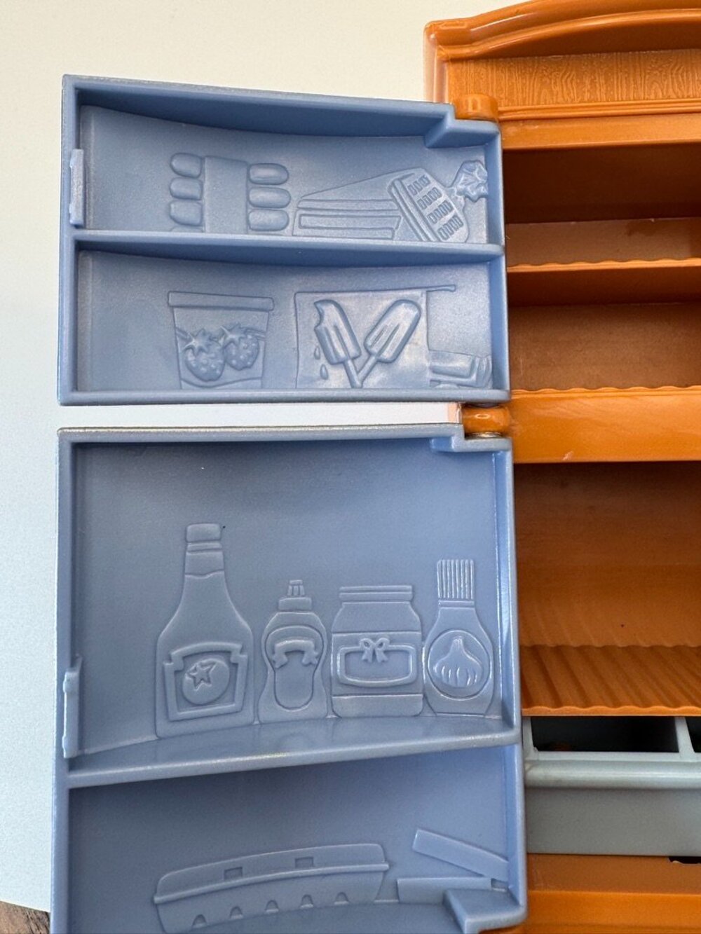Mattel Fisher-Price Loving Family Dollhouse Refrigerator Kitchen Food Crisper - Picture 3 of 15